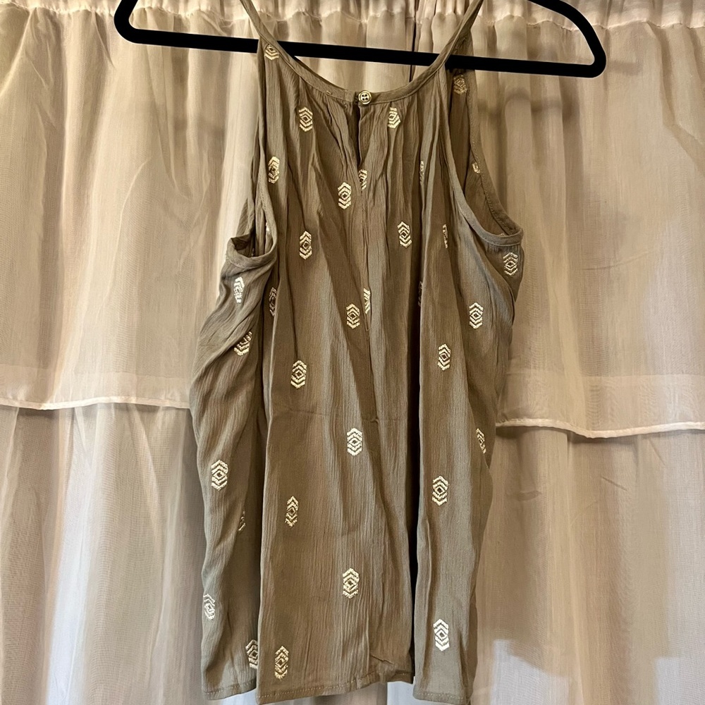 High Neck Tank - Picture 3 of 5
